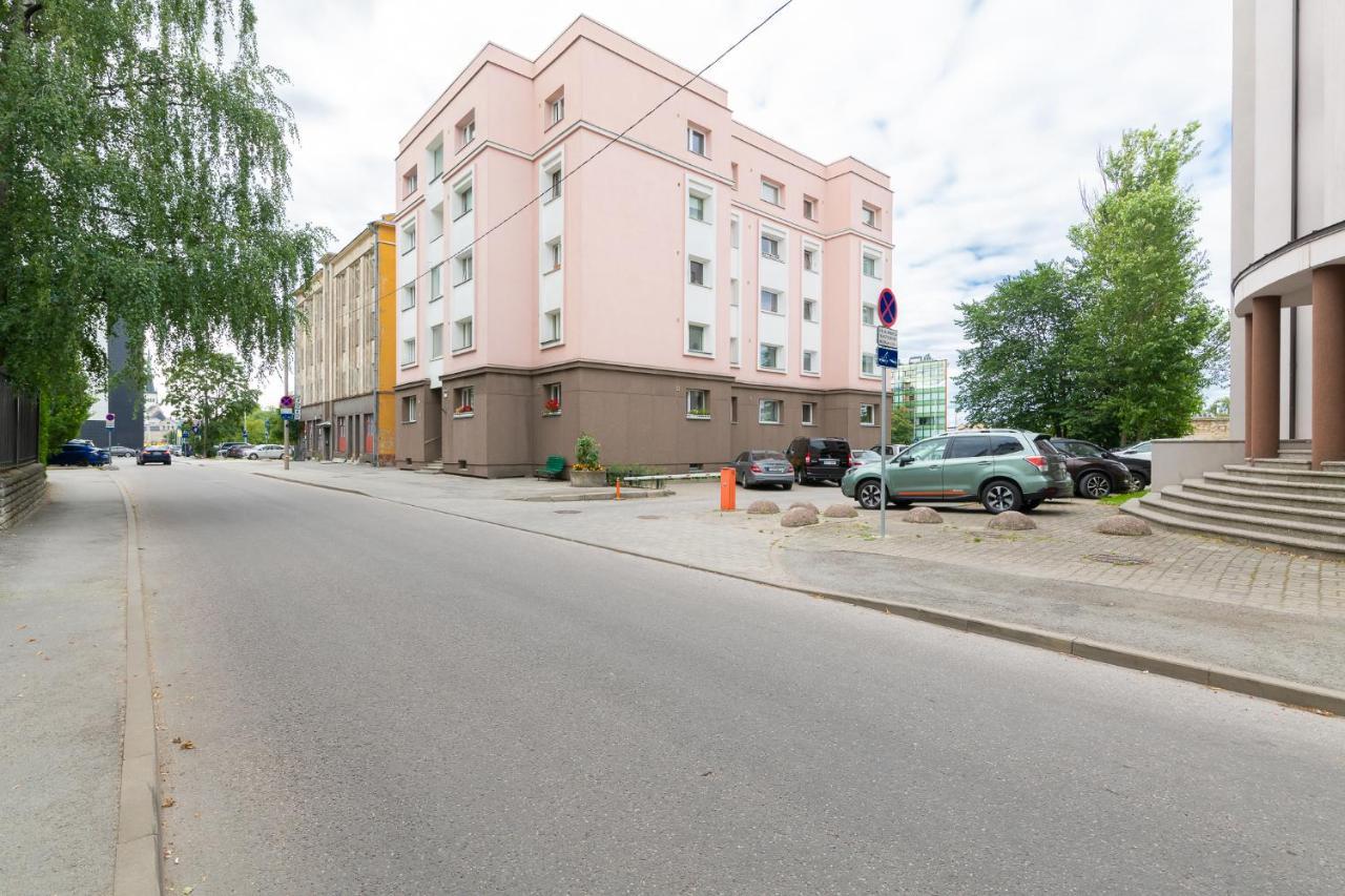 Cozy Stylish Studio Apartment With Free Parking By Centralapartments ทาลลินน์ ภายนอก รูปภาพ